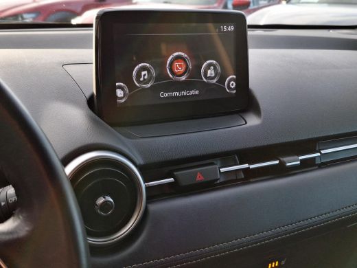 Mazda 2 1.5 Skyactiv-G Luxury | Stoelverwarming | Stuurwielverwarming | Apple carplay | Lichtmetalen velg... ActivLease financial lease
