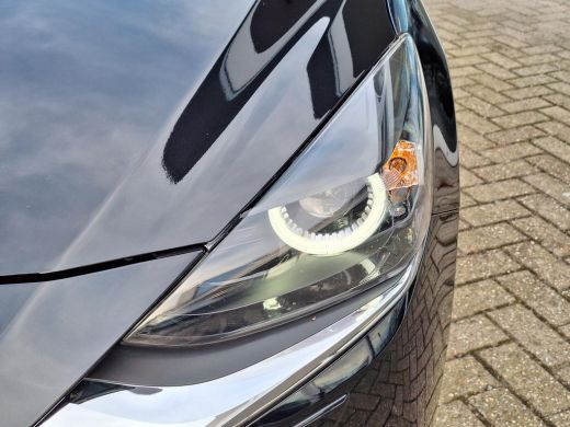 Mazda 2 1.5 Skyactiv-G Luxury | Stoelverwarming | Stuurwielverwarming | Apple carplay | Lichtmetalen velg... ActivLease financial lease