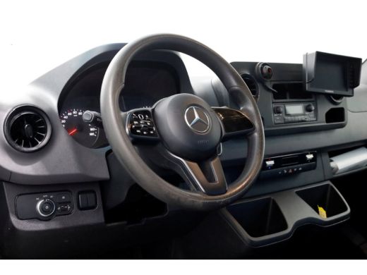 Mercedes Sprinter 311 CDI 7G Automaat RWD Bakwagen met achterdeuren Airco 02-2021 ActivLease financial lease