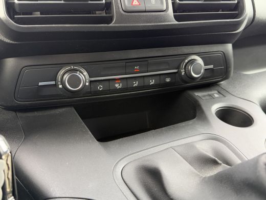 Opel Combo 1.6D 100 PK / INNOVATION / 1e EIG. / ACHTERKLEP / AIRCO / CRUISE / STOELVERW ActivLease financial lease
