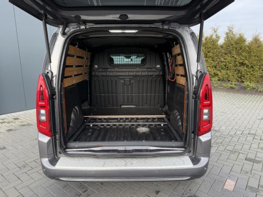 Opel Combo 1.6D 100 PK / INNOVATION / 1e EIG. / ACHTERKLEP / AIRCO / CRUISE / STOELVERW ActivLease financial lease
