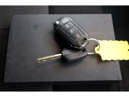 Opel Vivaro 2.0 CDTI 122pk Lang D.C. Edition 02-2021 ActivLease financial lease