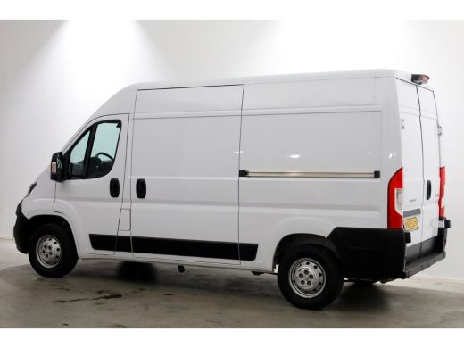 Peugeot Boxer 2.2 BlueHDi 120pk L2H2 Premium 2x Schuifdeur/Navi/Camera 12-2021 ActivLease financial lease