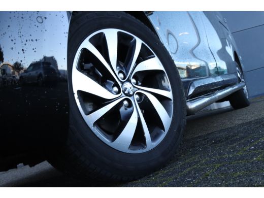 Peugeot Expert 2.0 BlueHDI 180 Long Asphalt DC ActivLease financial lease