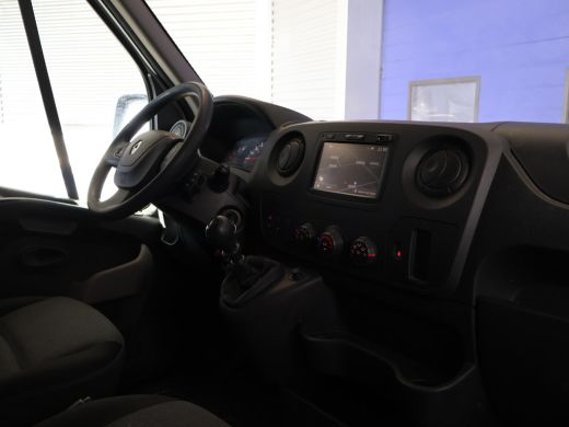 Renault Master T33 2.3 DCI 130 PK L2H2 + WERKPLAATS INRICHTING | TREKHAAK | NAVIGATIE ActivLease financial lease