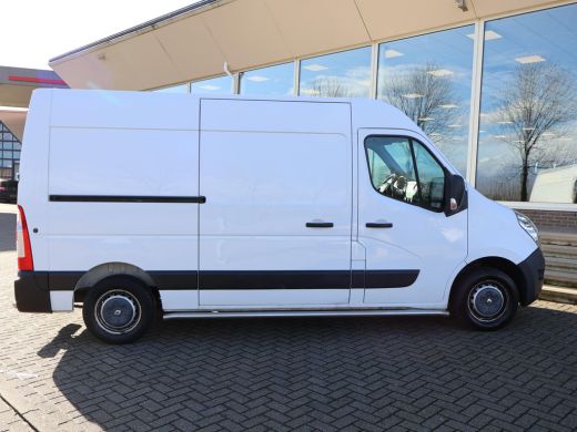 Renault Master T33 2.3 DCI 130 PK L2H2 + WERKPLAATS INRICHTING | TREKHAAK | NAVIGATIE ActivLease financial lease