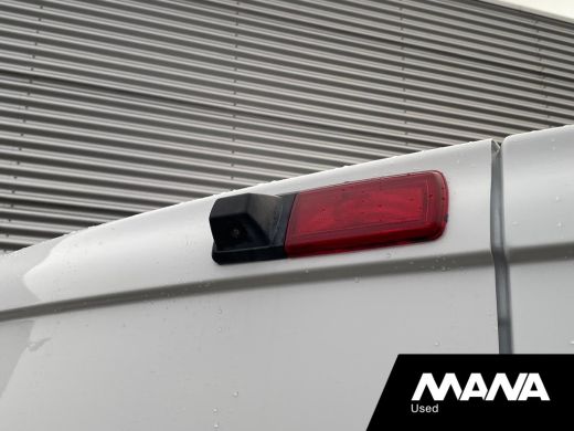 Renault Trafic 2.0 dCi 145PK T29 L2H1 DC Automaat Led Sidebars Navi Trekhaak Sensoren Cruise Camera ActivLease financial lease