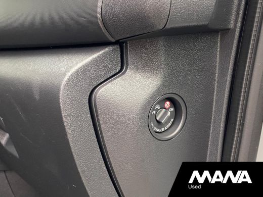 Renault Trafic 2.0 dCi 145PK T29 L2H1 DC Automaat Led Sidebars Navi Trekhaak Sensoren Cruise Camera ActivLease financial lease