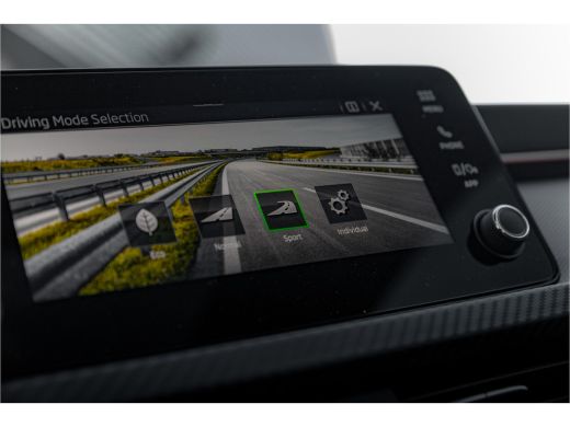 Skoda Scala 1.0 TSI Monte Carlo | ACC | 18" | Winterpakket | ActivLease financial lease