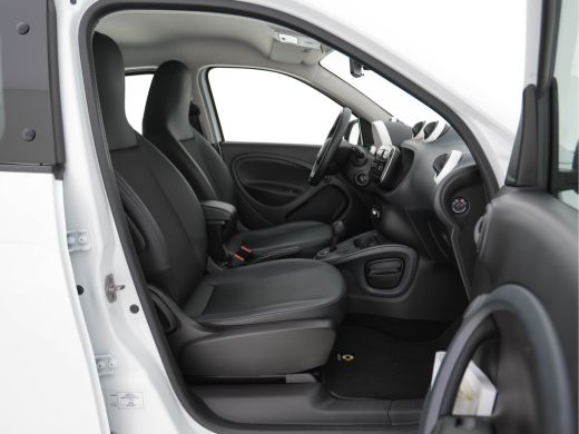 Smart Forfour EQ Business Solution Cool&Audio Pack 18 kWh [ 3-Fase ] (INCL-BTW) *FULL-LEATHER | AIRCO | DAB | C... ActivLease financial lease