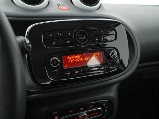 Smart Forfour EQ Business Solution Cool&Audio Pack 18 kWh [ 3-Fase ] (INCL-BTW) *FULL-LEATHER | AIRCO | DAB | C... ActivLease financial lease