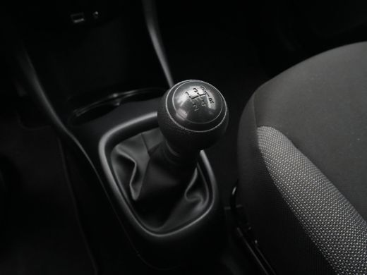 Toyota Aygo 1.0 VVT-i x-fun Airco Bluetooth Elek. Ramen 5-Deurs 268 ActivLease financial lease