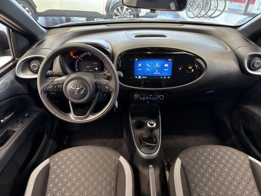 Toyota Aygo X 1.0 VVT-i MT Pulse **DESIGN PACK/ NIEUWE AUTO/ DIRECT LEVERBAAR** ActivLease financial lease