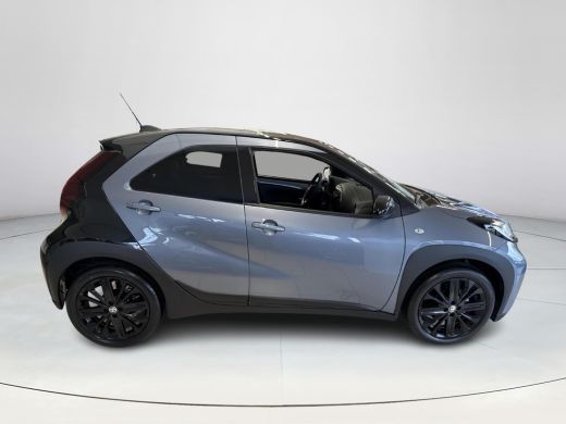 Toyota Aygo X 1.0 VVT-i MT Pulse **DESIGN PACK/ NIEUWE AUTO/ DIRECT LEVERBAAR** ActivLease financial lease