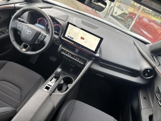 Toyota C-HR 1.8 Hybrid 140 Executive | 06-10141018 Voor meer informatie ActivLease financial lease