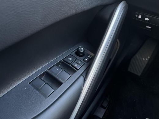 Toyota Corolla Cross Hybrid 140 Style | Navigatie | Apple CarPlay/Android auto | Elektrische achterklep ActivLease financial lease