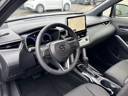 Toyota Corolla Cross Hybrid 200 Style **NIEUWE AUTO/ DIRECT LEVERBAAR** ActivLease financial lease