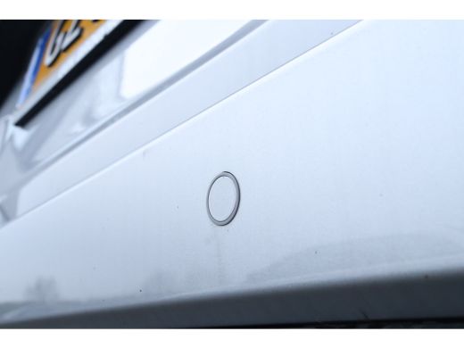 Toyota Yaris 1.5 Hybrid Active ActivLease financial lease