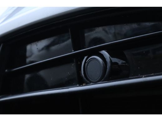 Toyota Yaris 1.5 Hybrid Active ActivLease financial lease