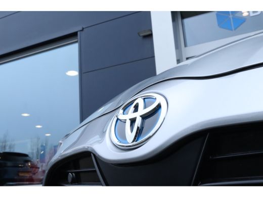 Toyota Yaris 1.5 Hybrid Active ActivLease financial lease