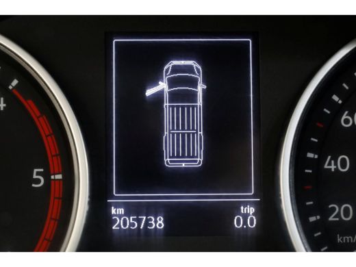 Volkswagen Crafter 35 2.0 TDI 140pk L3H3 (L2H2) Airco 10-2020 ActivLease financial lease