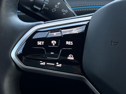 Volkswagen ID.7 286 pk Pro Business 77 kWh | HUD | Matrix LED | Trekhaak | Elektr. Stoelen | ActivLease financial lease