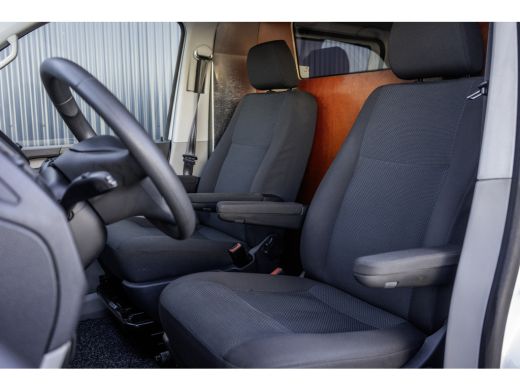Volkswagen Transporter T6 2.0 TDI L2H1 | Automaat | 150 PK | Euro 6 | Cruise | Carplay | Airco ActivLease financial lease