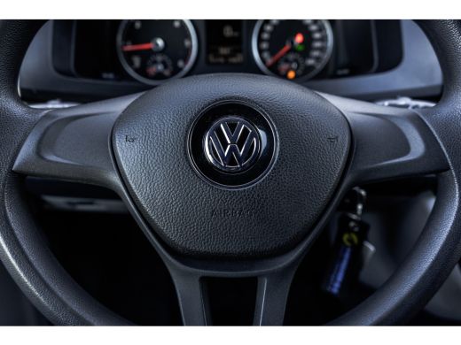 Volkswagen Transporter T6 2.0 TDI L2H1 | Automaat | 150 PK | Euro 6 | Cruise | Carplay | Airco ActivLease financial lease