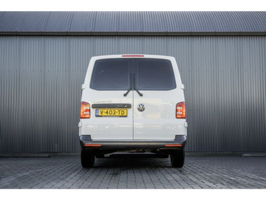 Volkswagen Transporter T6 2.0 TDI L2H1 | Automaat | 150 PK | Euro 6 | Cruise | Carplay | Airco ActivLease financial lease