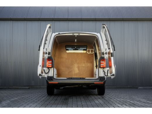 Volkswagen Transporter T6 2.0 TDI L2H1 | Automaat | 150 PK | Euro 6 | Cruise | Carplay | Airco ActivLease financial lease