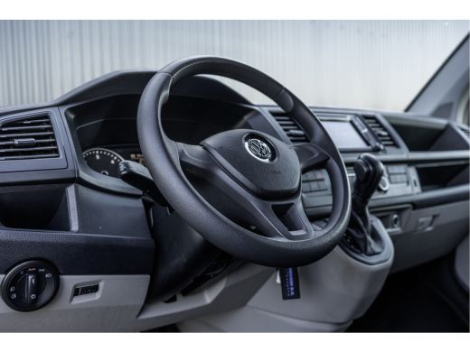 Volkswagen Transporter T6 2.0 TDI L2H1 | Automaat | 150 PK | Euro 6 | Cruise | Carplay | Airco ActivLease financial lease
