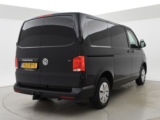 Volkswagen Transporter T6.1 2.0 TDI L1H1 DEEP BLACK PEARL + APPLE CARPLAY | TREKHAAK ActivLease financial lease