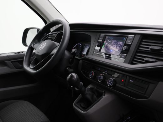 Volkswagen Transporter T6.1 2.0 TDI L1H1 DEEP BLACK PEARL + APPLE CARPLAY | TREKHAAK ActivLease financial lease
