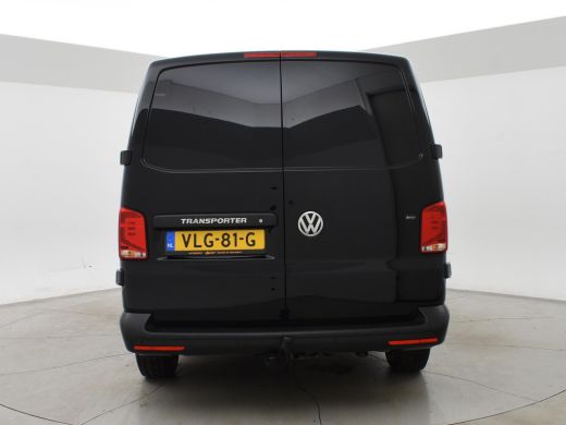 Volkswagen Transporter T6.1 2.0 TDI L1H1 DEEP BLACK PEARL + APPLE CARPLAY | TREKHAAK ActivLease financial lease