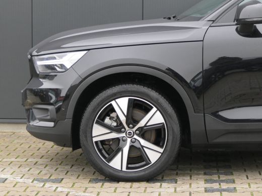 Volvo  XC40 Recharge Pro | Panoramadak | Harman/Kardon | 360 Camera | Keyless | Elektrische Voorstoelen | War... ActivLease financial lease