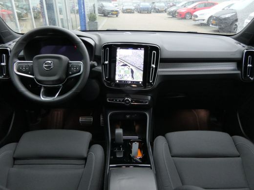 Volvo  XC40 Recharge Pro | Panoramadak | Harman/Kardon | 360 Camera | Keyless | Elektrische Voorstoelen | War... ActivLease financial lease