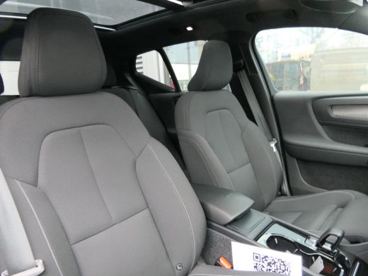 Volvo  XC40 Recharge Pro | Panoramadak | Harman/Kardon | 360 Camera | Keyless | Elektrische Voorstoelen | War... ActivLease financial lease