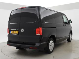 Volkswagen Transporter T6.1 2.0 TDI L1H1 DEEP BLACK PEARL + APPLE CARPLAY | TREKHAAK