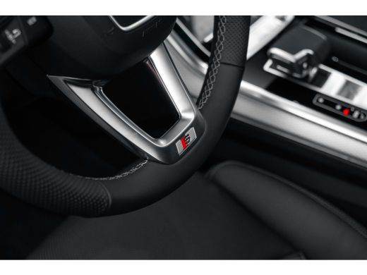 Audi Q8 60 TFSI e quattro Pro Line S Competition | S- Sportstoelen | Panoramadak | Assisistentiepakket Pa... ActivLease financial lease
