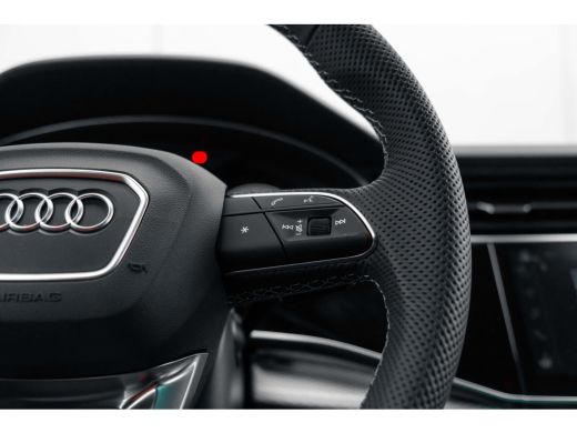 Audi Q8 60 TFSI e quattro Pro Line S Competition | S- Sportstoelen | Panoramadak | Assisistentiepakket Pa... ActivLease financial lease