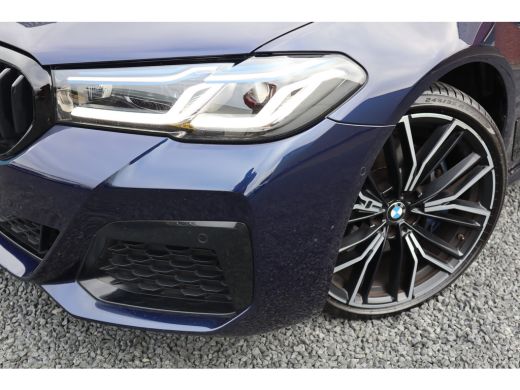 BMW 5 Serie Touring 530i xDrive M-Sport High Executive Achteras Sturing / Trekhaak / 360 Camera / Adaptieve C... ActivLease financial lease