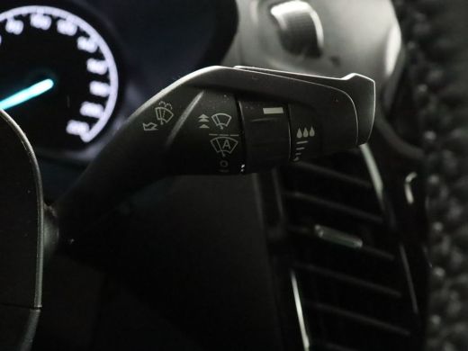 Ford Transit Connect 1.5 EcoBlue L2 Sport | Parkeercamera | Trekhaak | Parkeersensoren  | Stoelverwarming | DAB+ | App... ActivLease financial lease