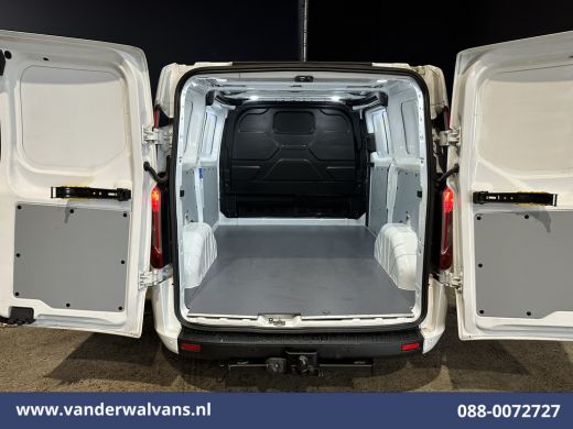 Ford Transit Custom 2.0 TDCI L1H1 Euro6 Airco | Navigatie | Camera | LED | Cruisecontrol Stoelverwarming Parkeersenso... ActivLease financial lease