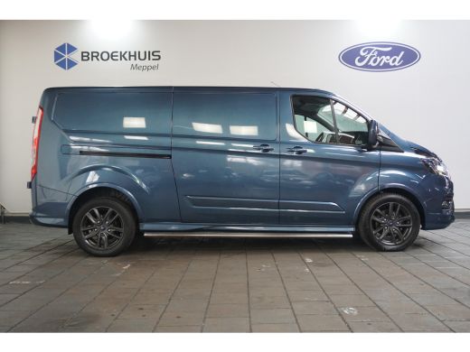 Ford Transit Custom 290 2.0 TDCI L2H1 Sport | 185pk | Standkachel | Bi-Xenon | Camera | Navi | Sidebars | 18 Inch | |... ActivLease financial lease