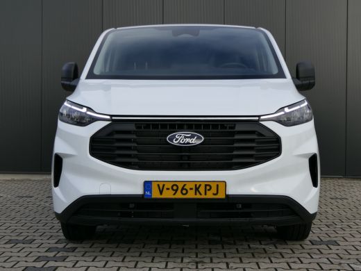 Ford Transit Custom Ford 320 2.0 TDCI 150pk L2H1 Trend | Rijklaar! | Lengte 2 | Trekhaak | Prijs = Rijklaar! | Camera... ActivLease financial lease