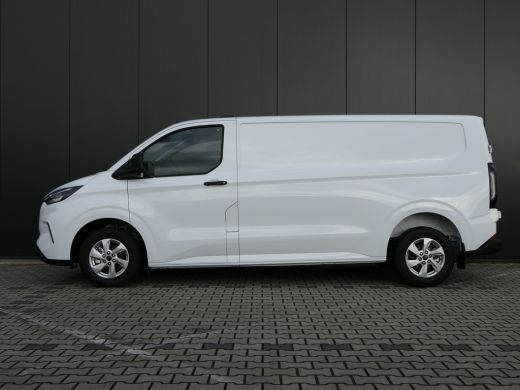 Ford Transit Custom Ford 320 2.0 TDCI 150pk L2H1 Trend | Rijklaar! | Lengte 2 | Trekhaak | Prijs = Rijklaar! | Camera... ActivLease financial lease