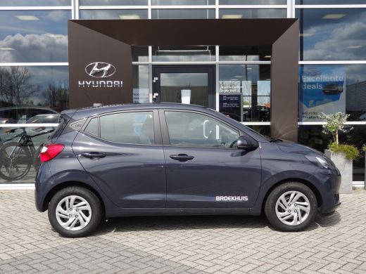 Hyundai i10 Hyundai 1.0 Comfort Smart | NAVIGATIE | ACHTERUITRIJCAMERA | AIRCO ActivLease financial lease