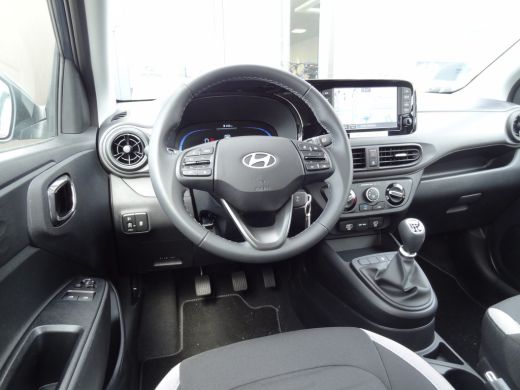 Hyundai i10 Hyundai 1.0 Comfort Smart | NAVIGATIE | ACHTERUITRIJCAMERA | AIRCO ActivLease financial lease