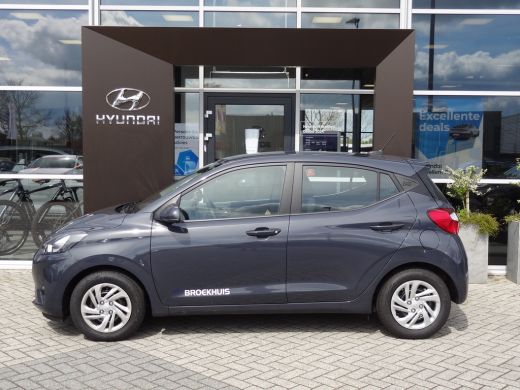 Hyundai i10 Hyundai 1.0 Comfort Smart | NAVIGATIE | ACHTERUITRIJCAMERA | AIRCO ActivLease financial lease