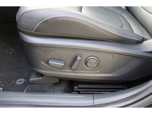 Hyundai Tucson Hyundai 1.6 T-GDI PHEV Premium Sky| Panorama dak| Leder interieur| Demo deal! | Apple Carplay/And... ActivLease financial lease